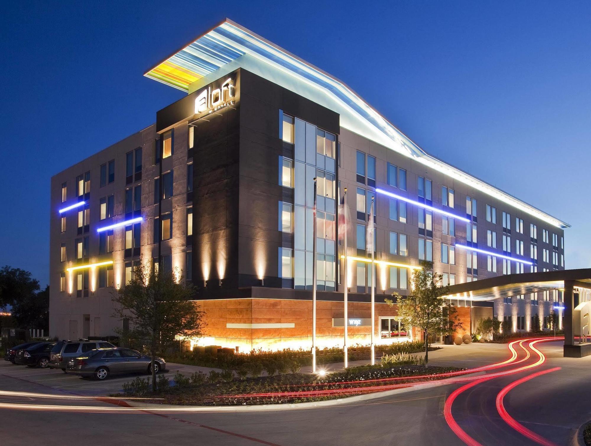 Aloft Hotel Plano Exterior photo